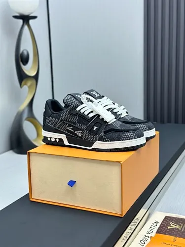 Trainer Sneaker 016