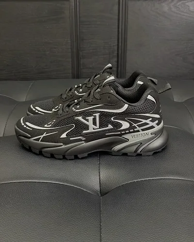 Tatic Runner Sneaker 001