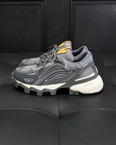 Summit Sneaker 003