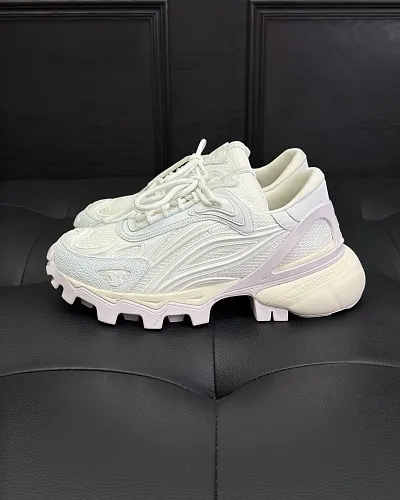 Summit Sneaker 001
